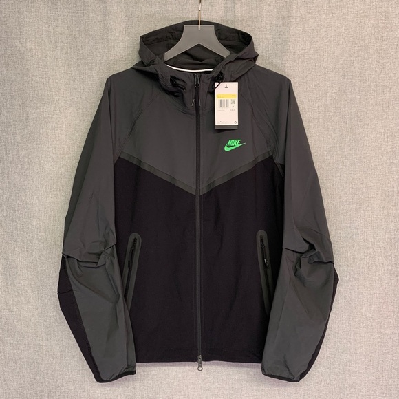 NIKE Tech Windrunner Woven Full Zip Jacket w/ Hood SMALL Black & Grey NWT - Picture 1 of 17